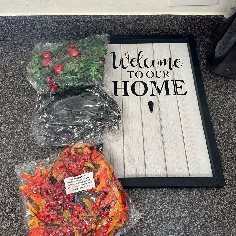 Interchangeable Welcome Home Sign - Picture 2 of 6